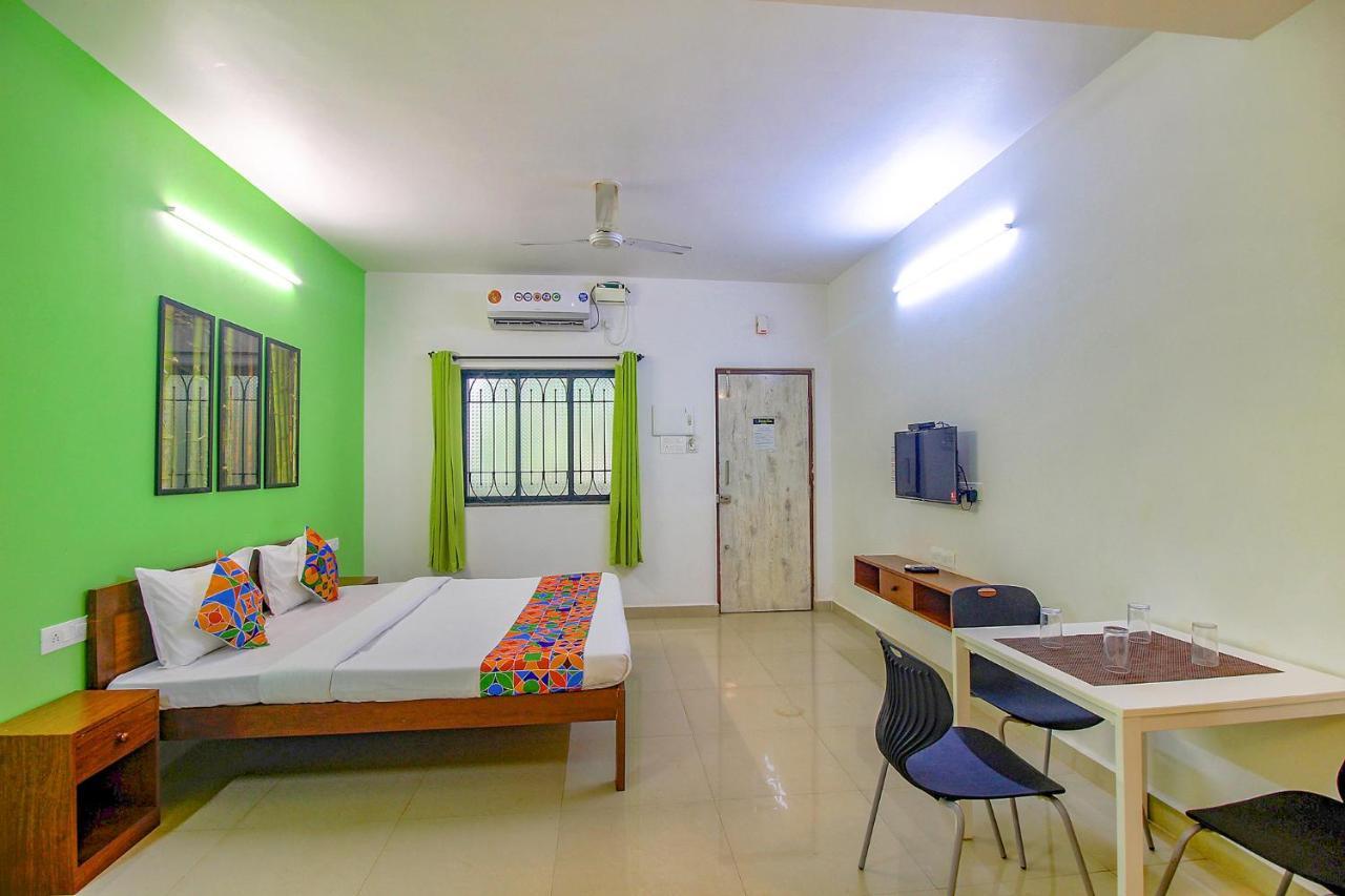 Fabescape Sk Studios With Pool & Gym, Arpora Old Goa Ngoại thất bức ảnh