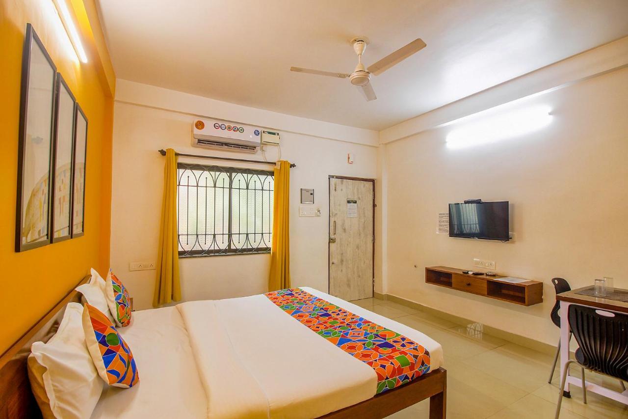 Fabescape Sk Studios With Pool & Gym, Arpora Old Goa Ngoại thất bức ảnh