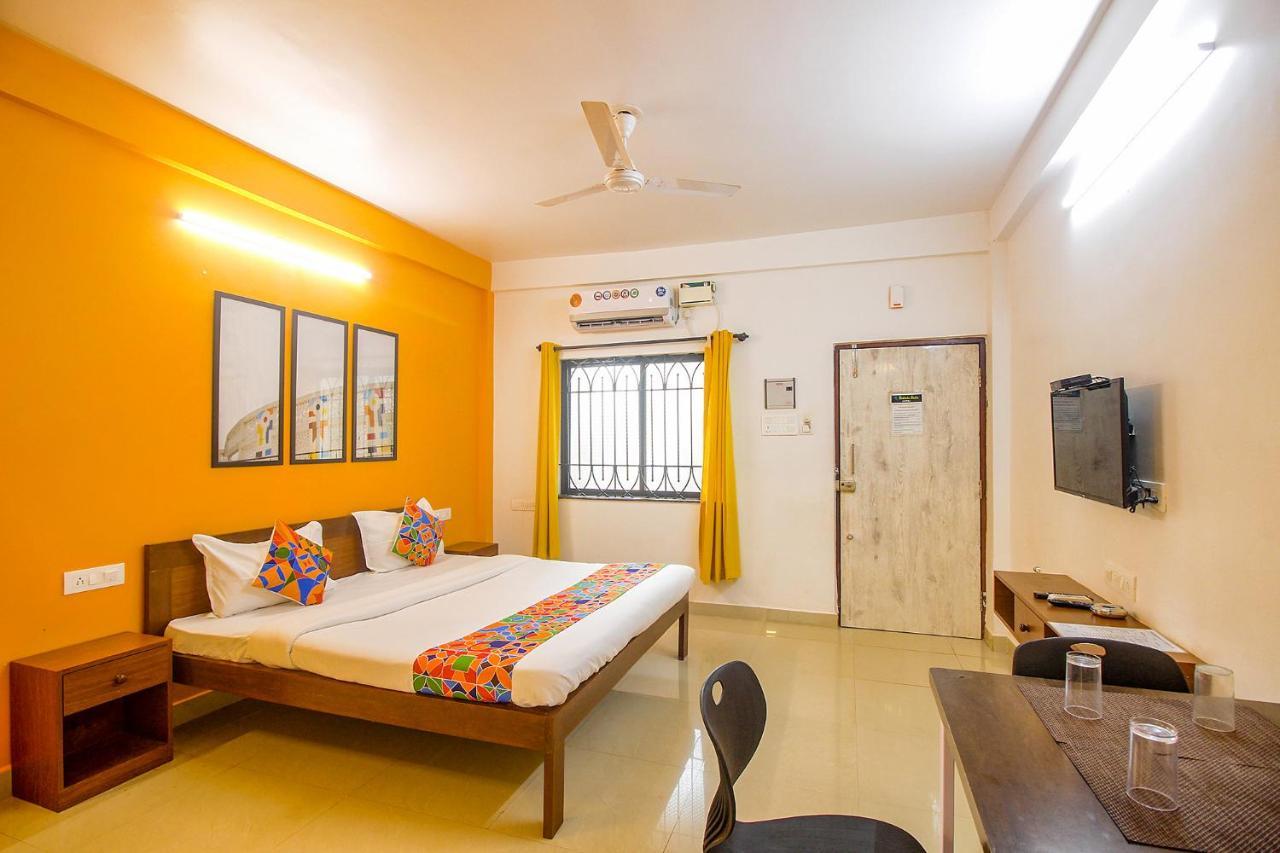Fabescape Sk Studios With Pool & Gym, Arpora Old Goa Ngoại thất bức ảnh