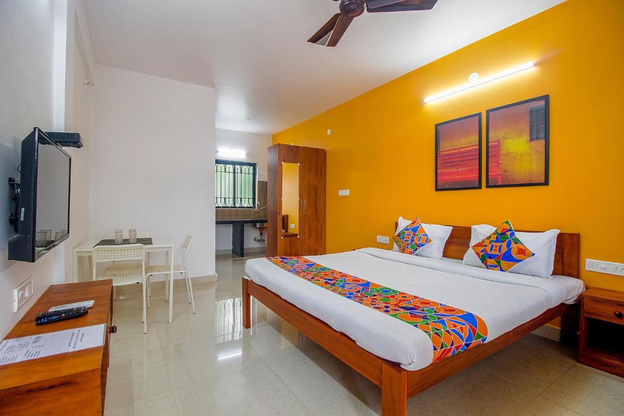 Fabescape Sk Studios With Pool & Gym, Arpora Old Goa Ngoại thất bức ảnh