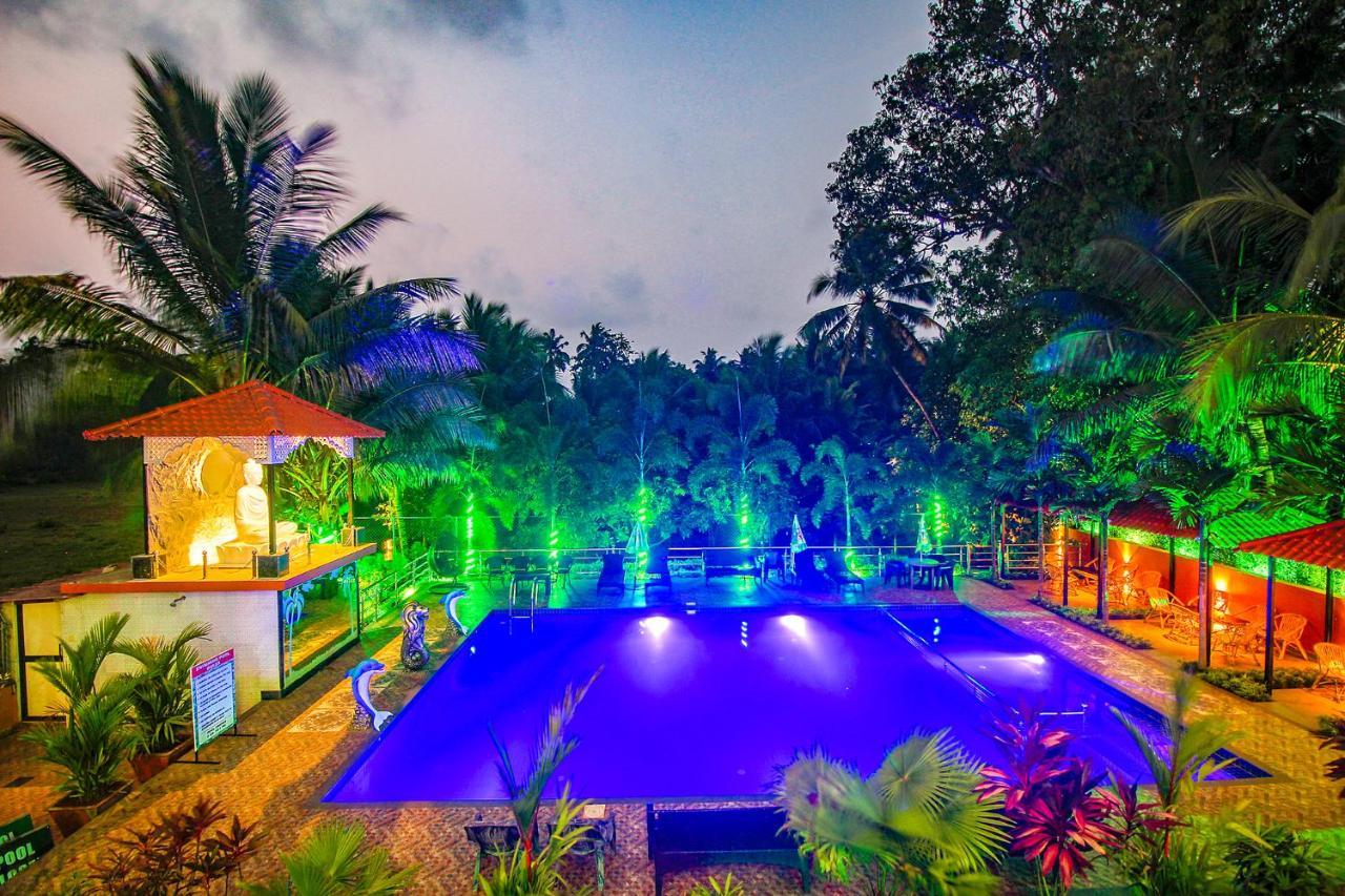 Fabescape Sk Studios With Pool & Gym, Arpora Old Goa Ngoại thất bức ảnh