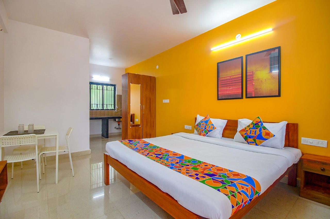 Fabescape Sk Studios With Pool & Gym, Arpora Old Goa Ngoại thất bức ảnh